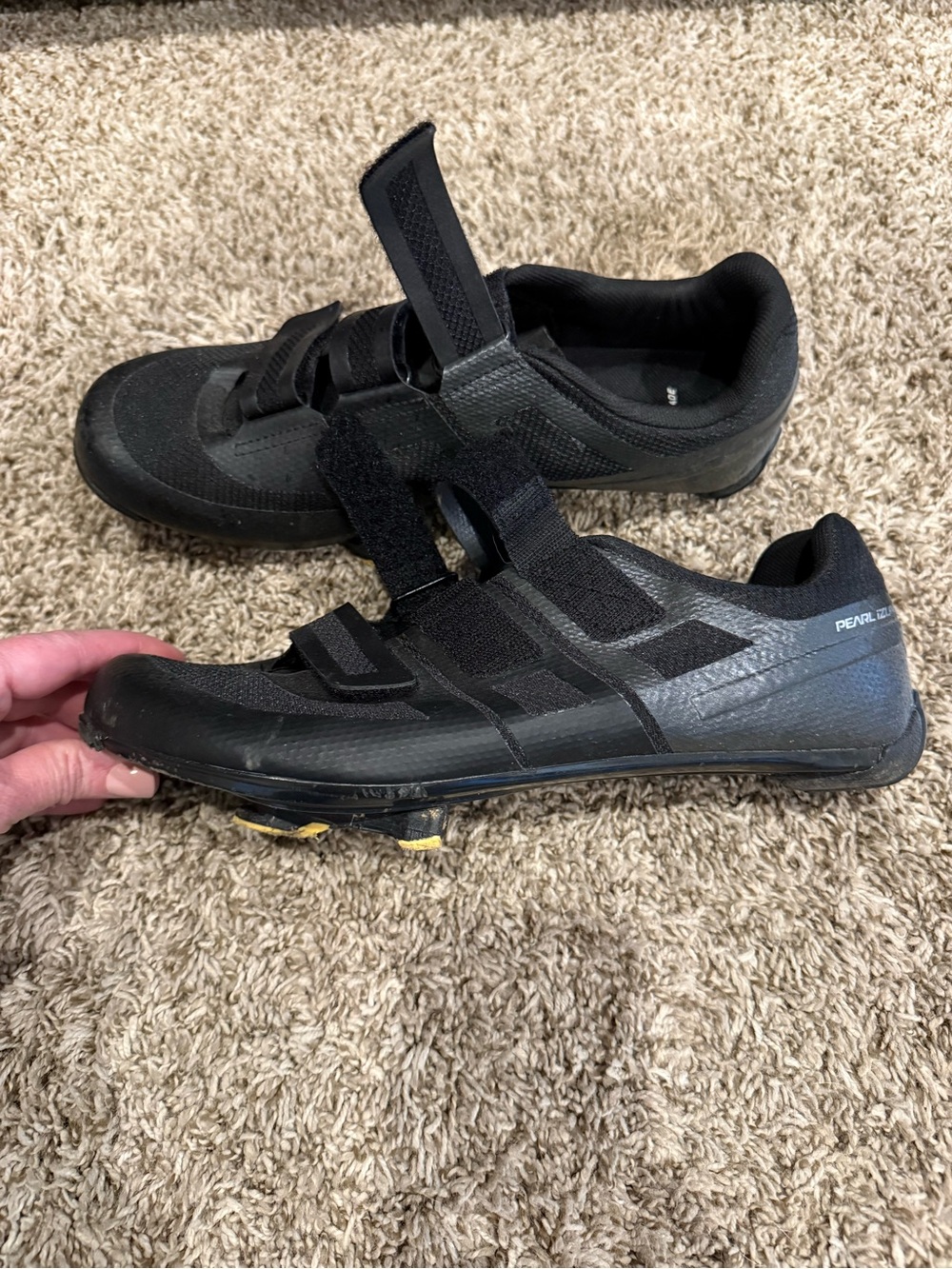 Pearl Izumi black Velcro cycling bike shoes size 44